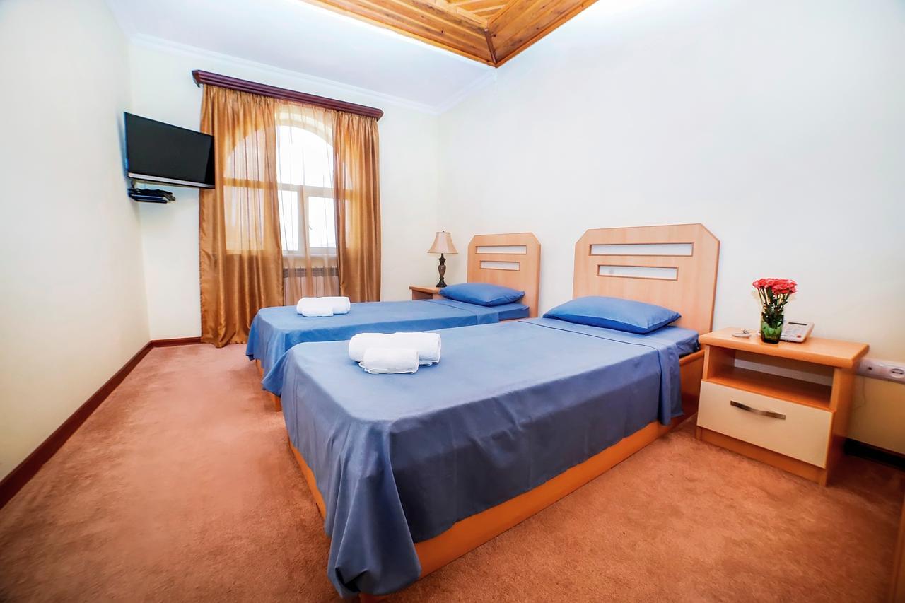 Amrots Hotel Vayk Luaran gambar